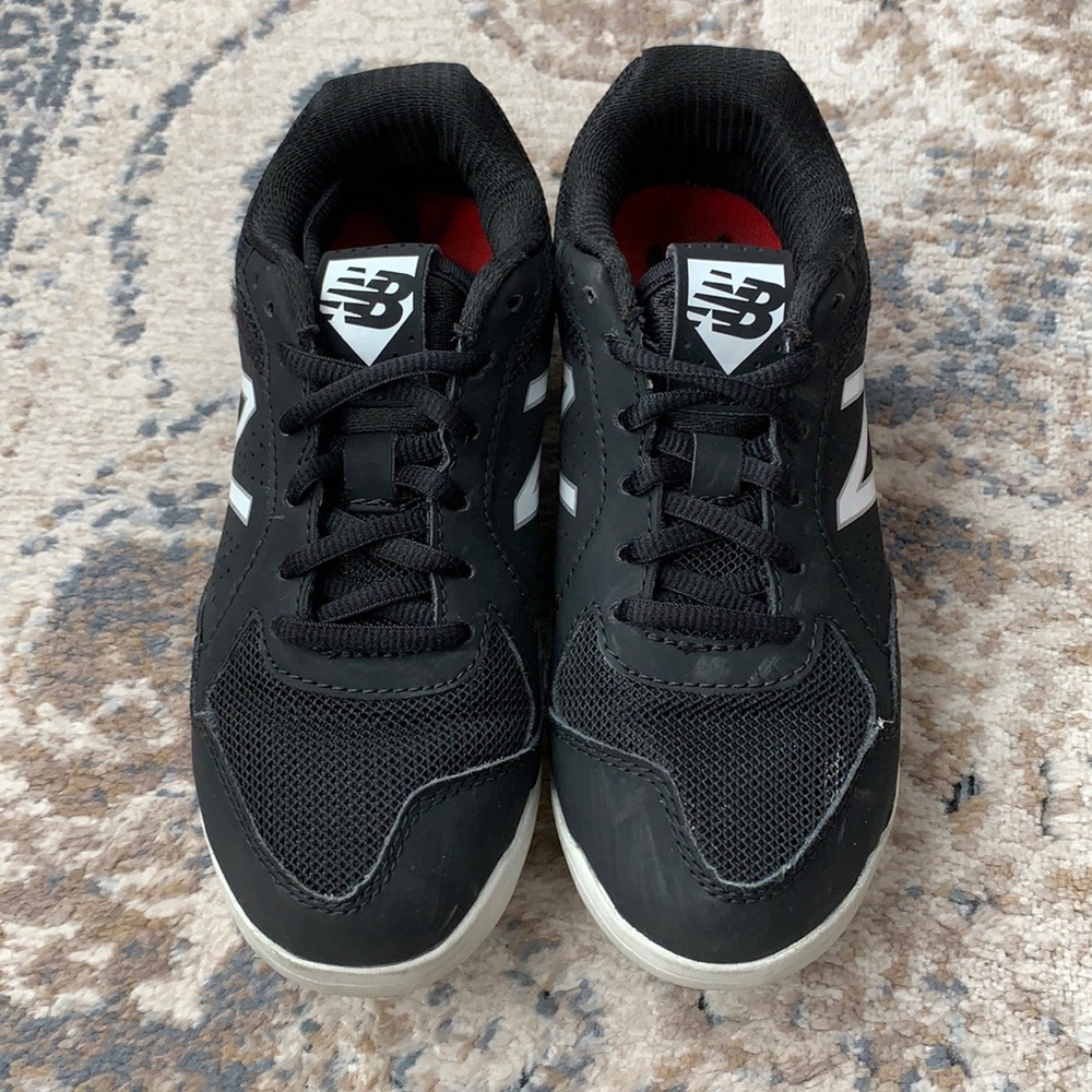 Used soccer shoes in good condition